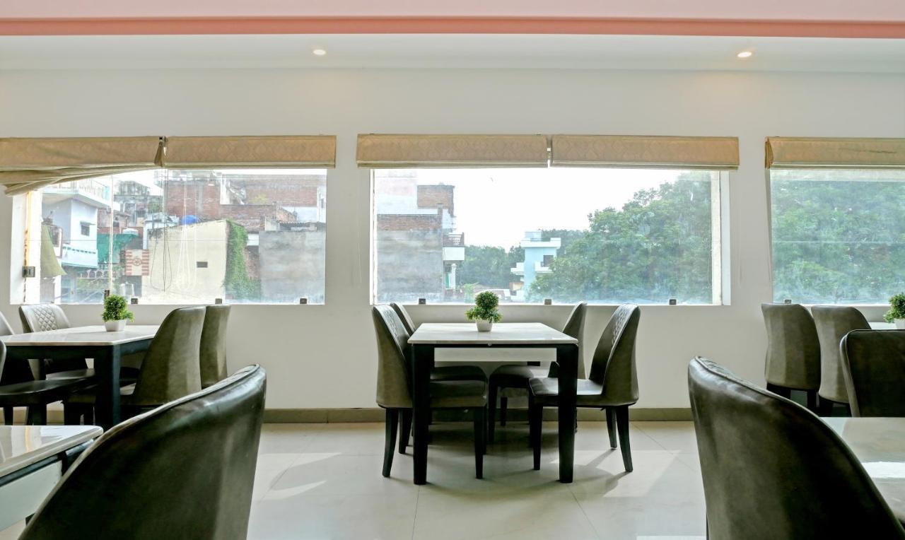 Treebo Trend Gupta Inn Varanasi Bagian luar foto