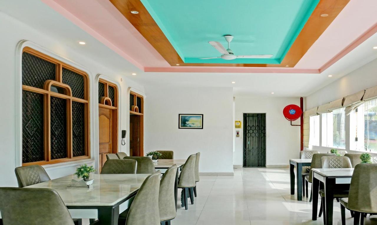 Treebo Trend Gupta Inn Varanasi Bagian luar foto